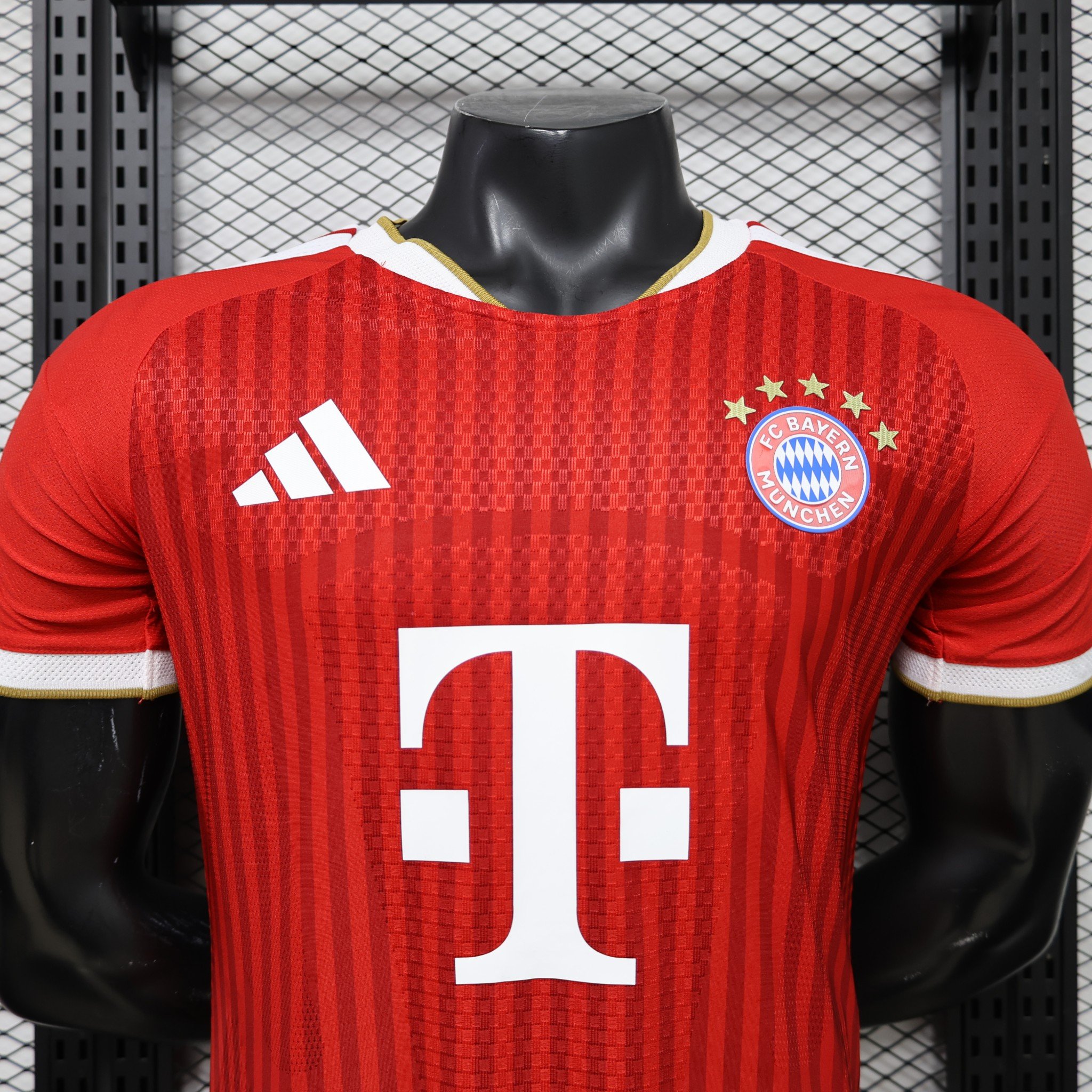 Bayern Munich Home 2026/27 jersey, photo 2 of 9