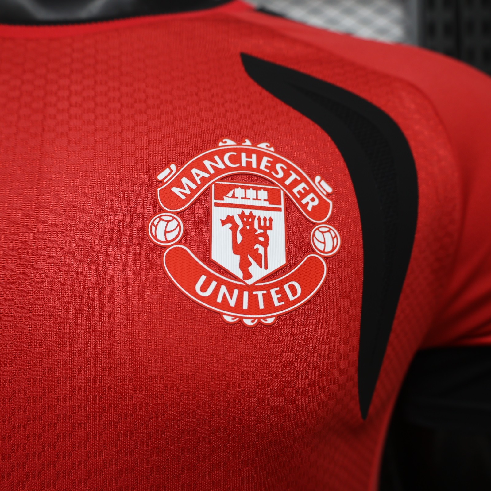 Manchester United FC Training 2026/27 jersey, photo 2 of 8