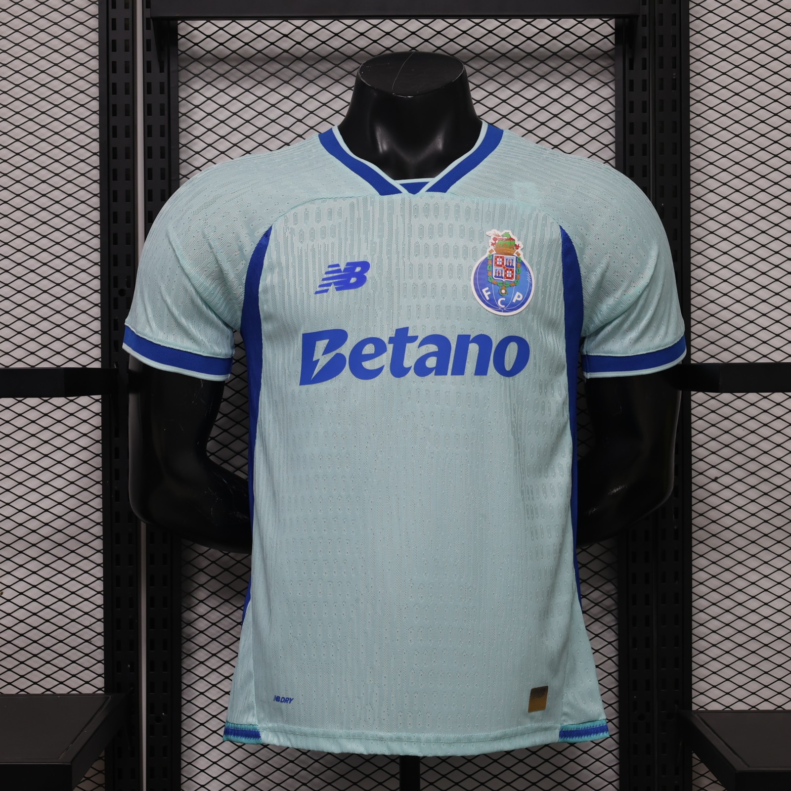 FC Porto Third 2026/27 jersey, photo 1 of 11