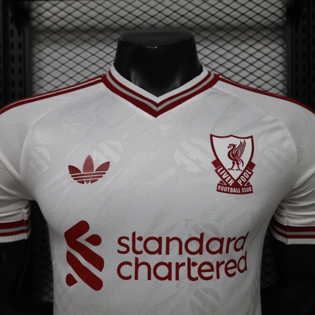 Liverpool FC Away 2026/27 jersey, photo 2 of 10