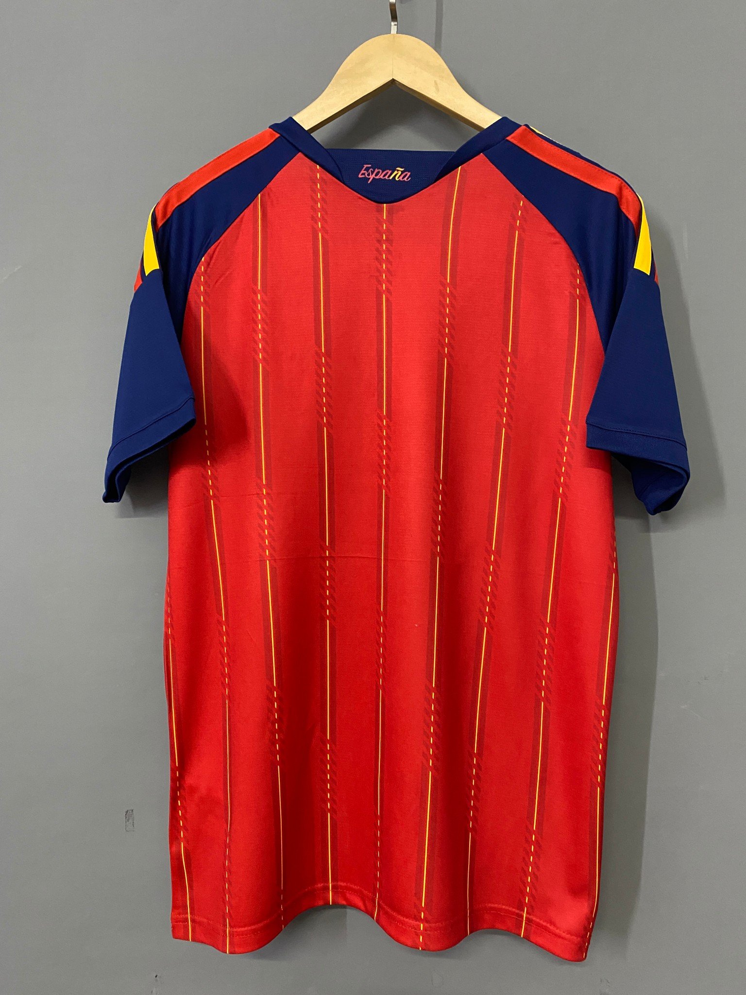 Spain Home 2026 jersey, photo 2 of 2