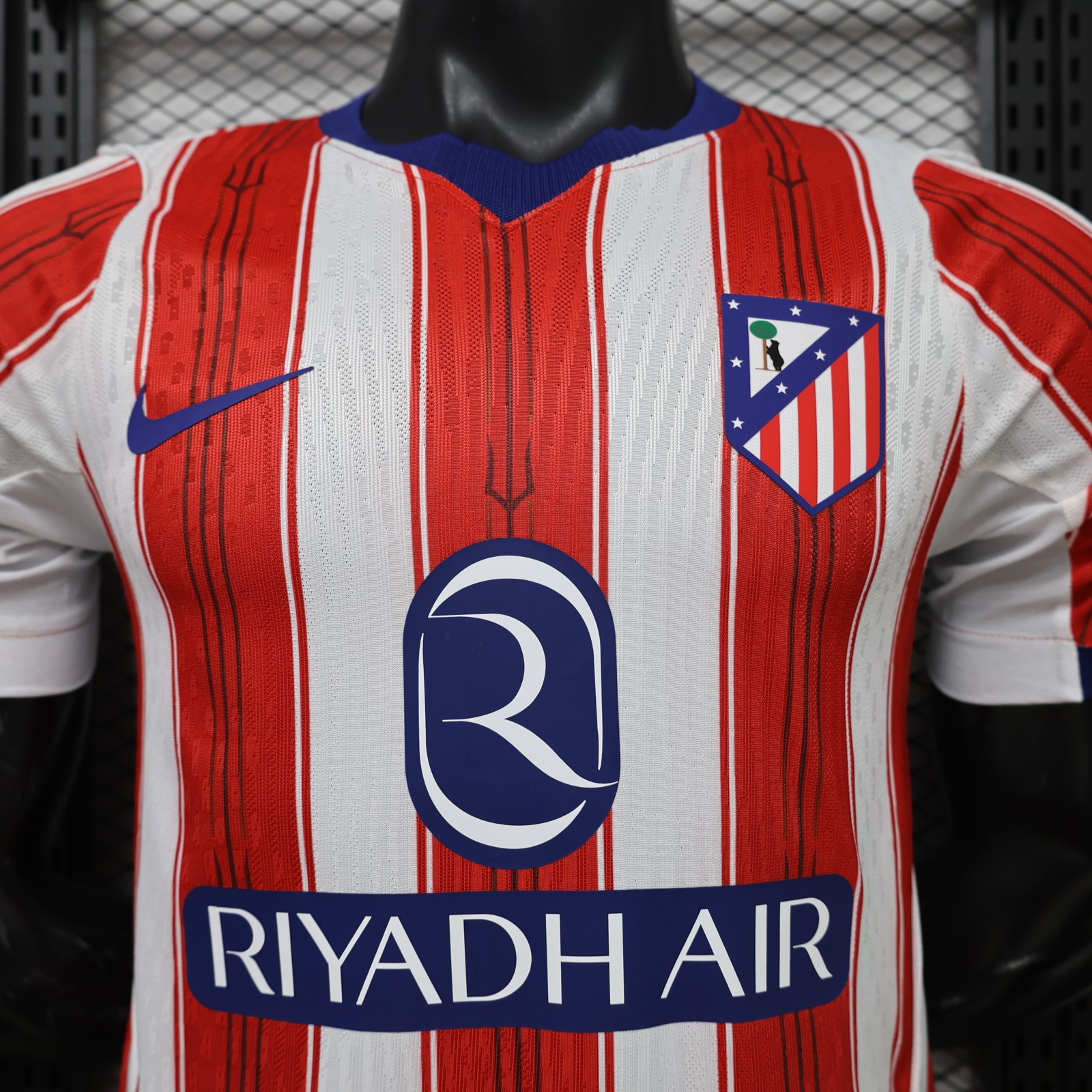 Atlético Madrid Home 2026/27 jersey, photo 2 of 11