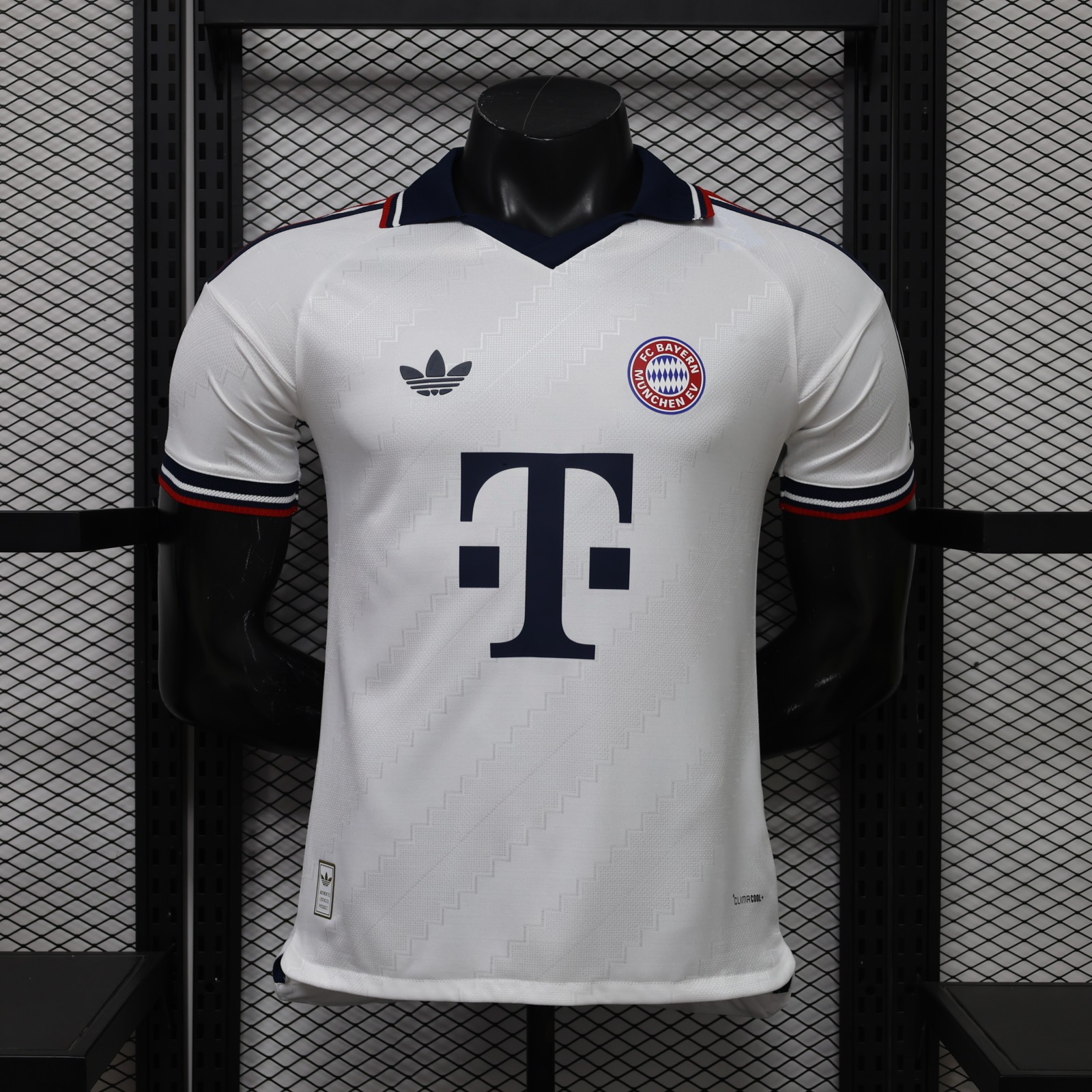 FC Bayern Munich Away 2026/27 jersey, photo 1 of 10