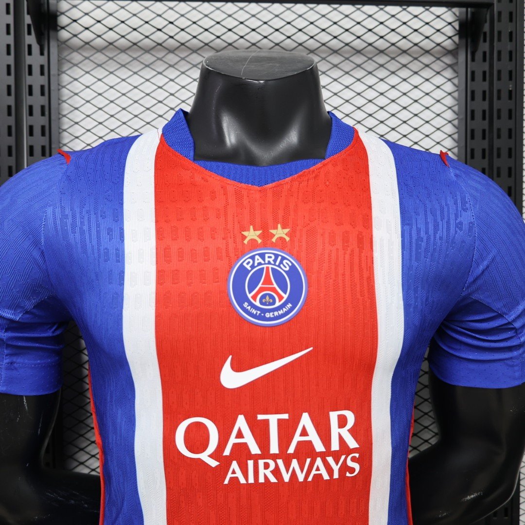 Paris Saint Germain Home 2026/27 jersey, photo 2 of 9