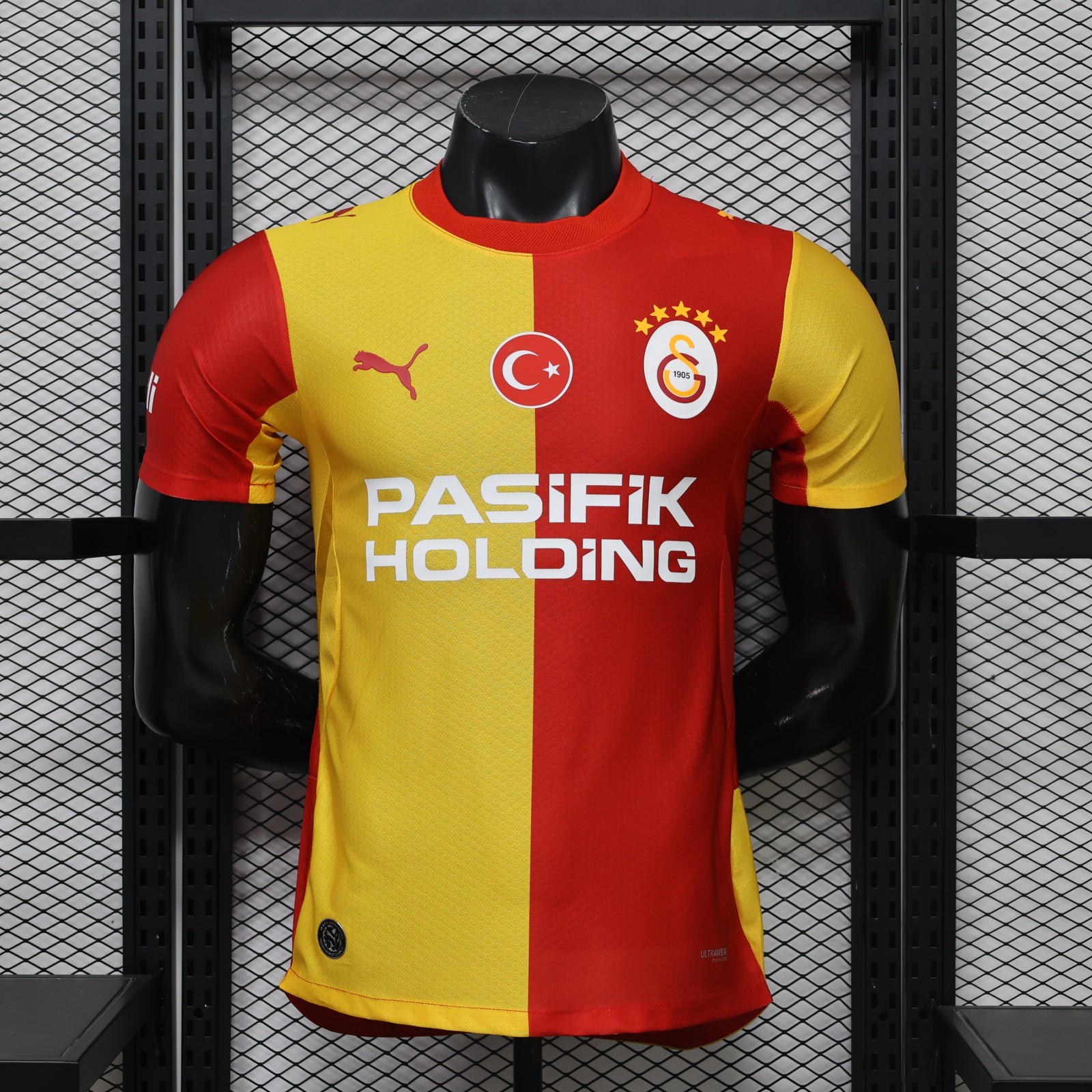 Galatasaray SK Home 2026/27 jersey, photo 1 of 14