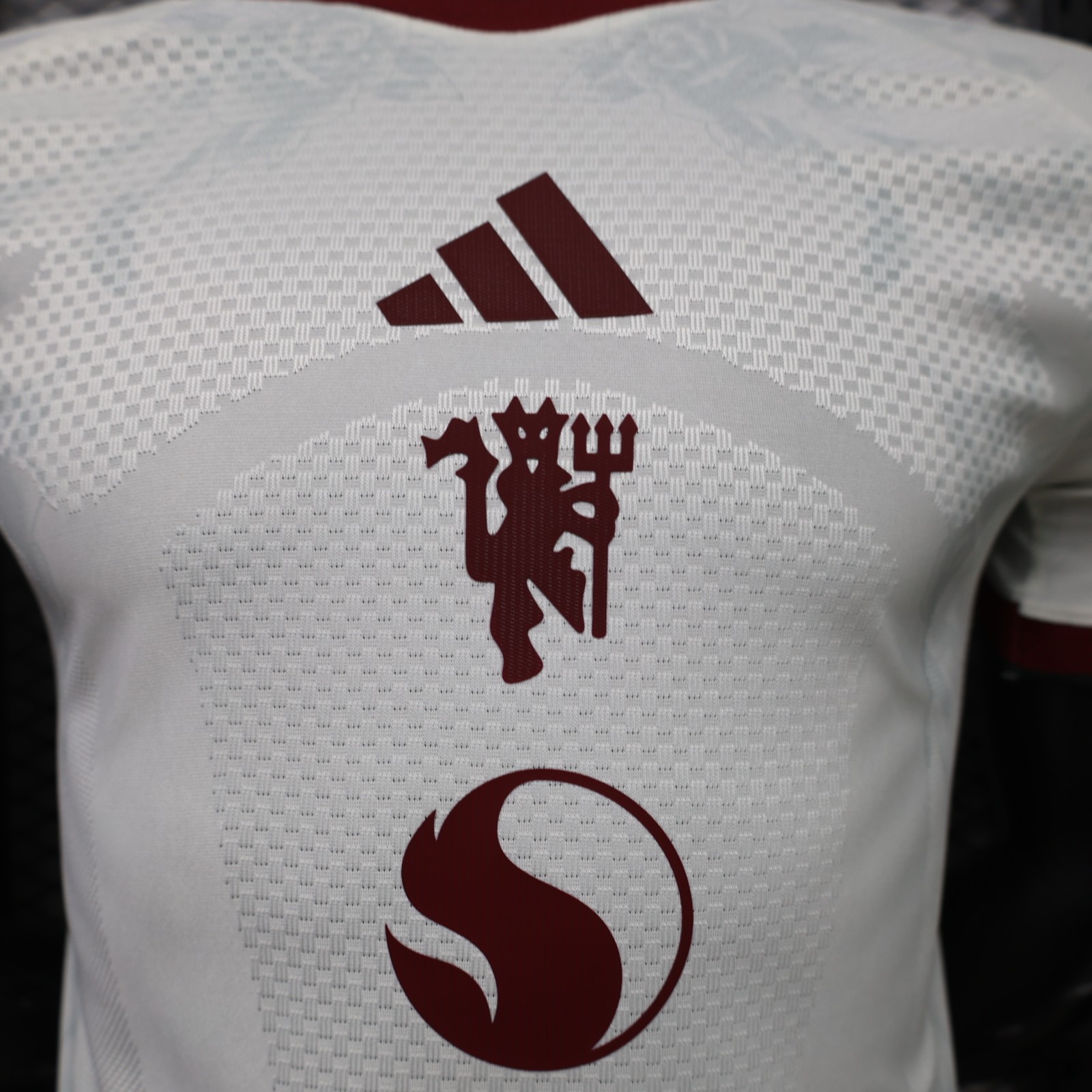 Manchester United FC Third 2026/27 jersey, photo 2 of 8