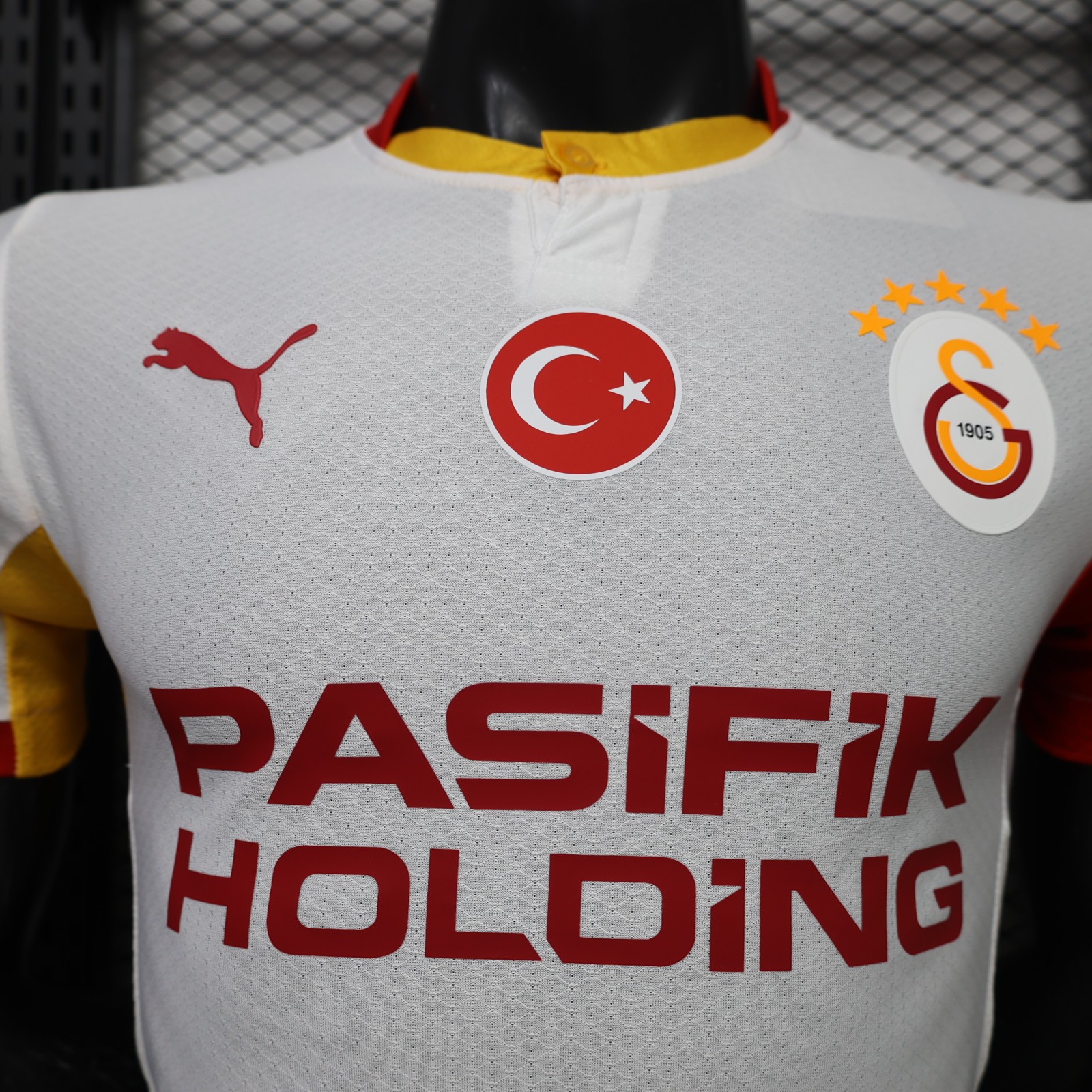 Galatasaray SK Away 2026/27 jersey, photo 2 of 16