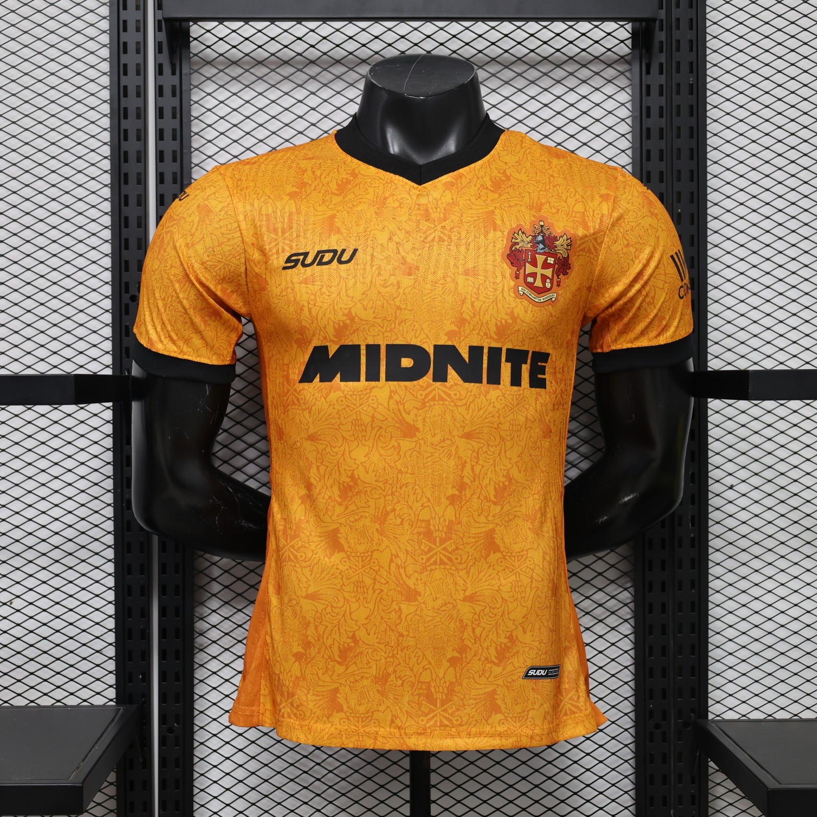 Wolverhampton Wanderers Home 2026/27 jersey, photo 1 of 9