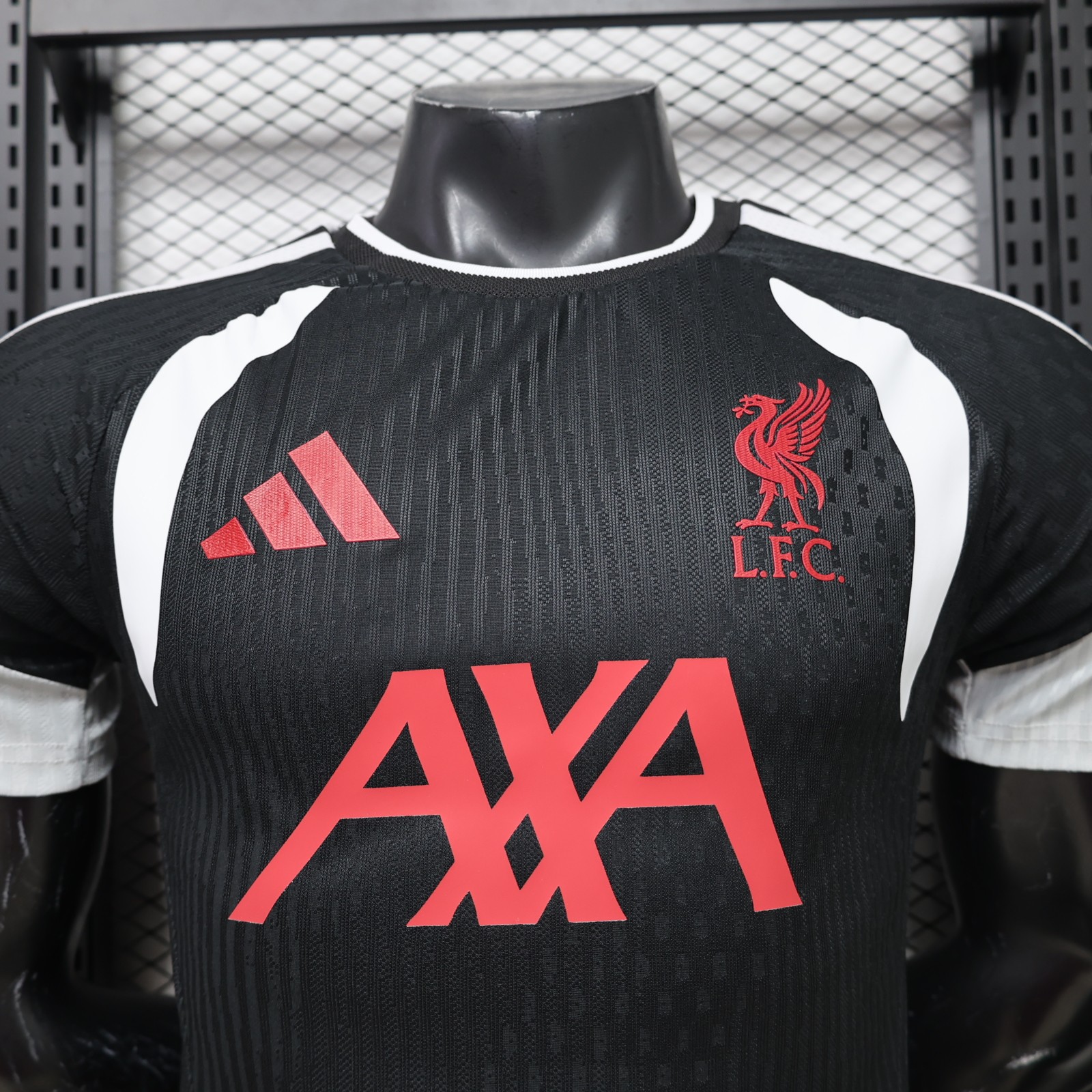 Liverpool FC Training 2026/27 jersey, photo 2 of 8
